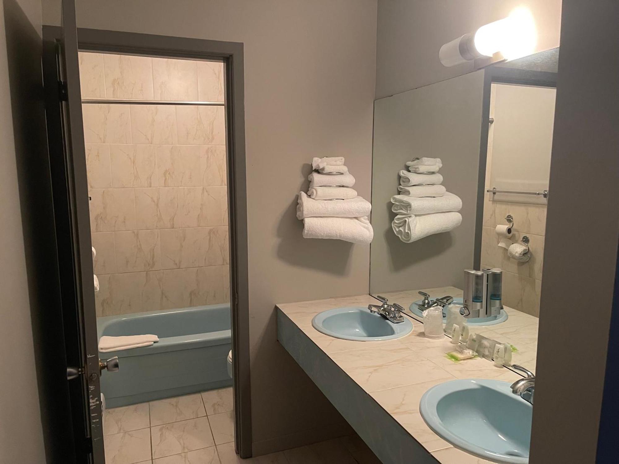 Auberge L'Etape Mont-Laurier Rom bilde